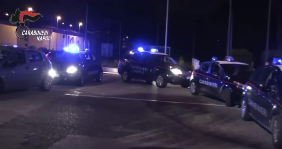 Guerra tra clan nel Napoletano, 17 arresti