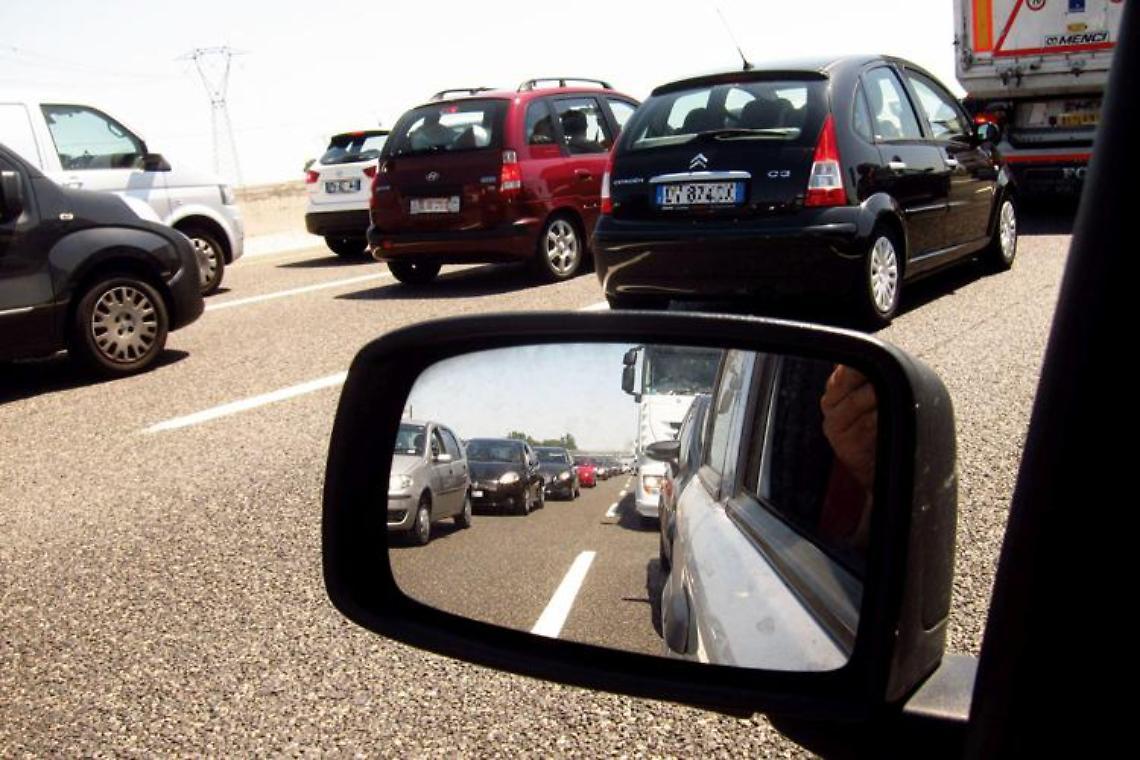 Ora ci sono gli incentivi 2022, mancano le auto