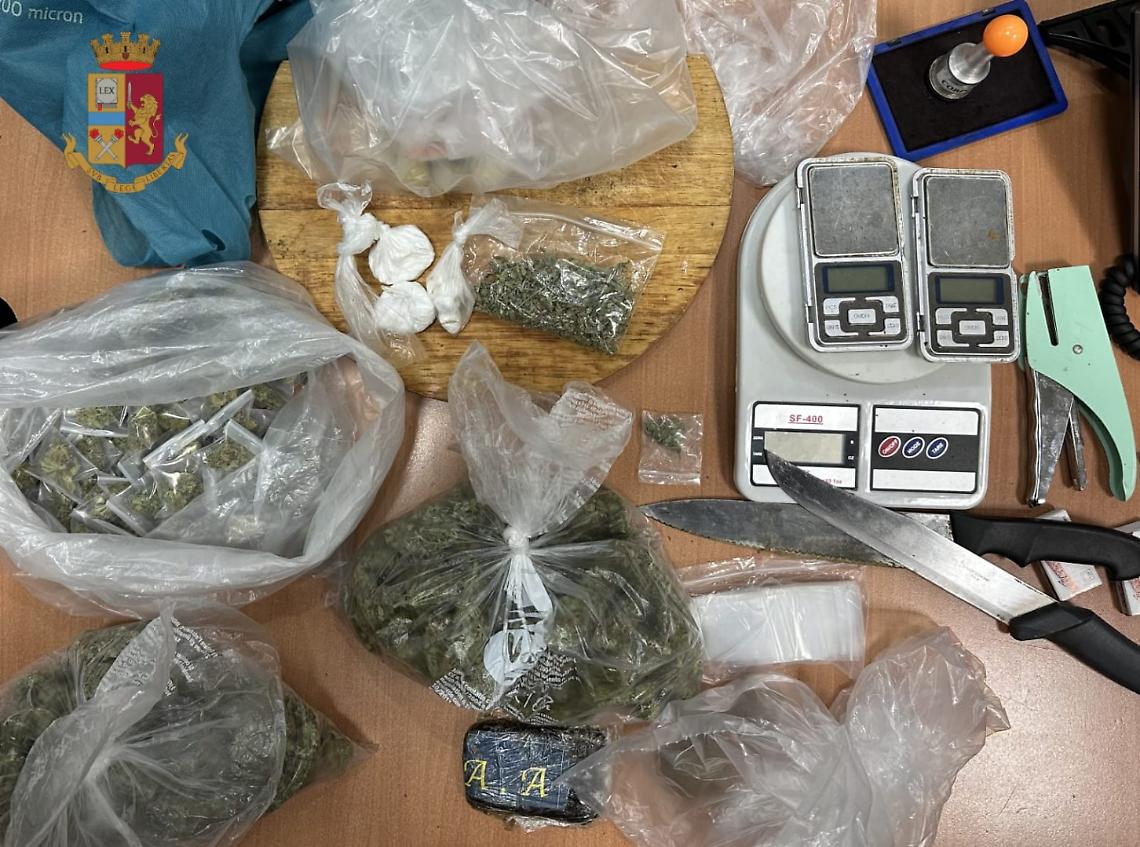 Sorpreso con quasi mezzo chilo di droga, arrestato