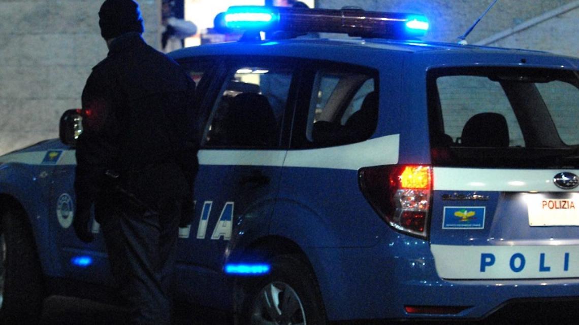 Tenta il suicidio, salvato in extremis dalla polizia