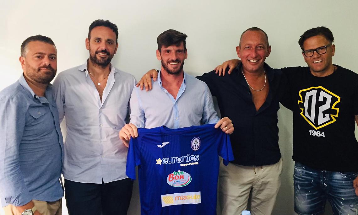 Arriva il centrocampista Avolio per il Casoria