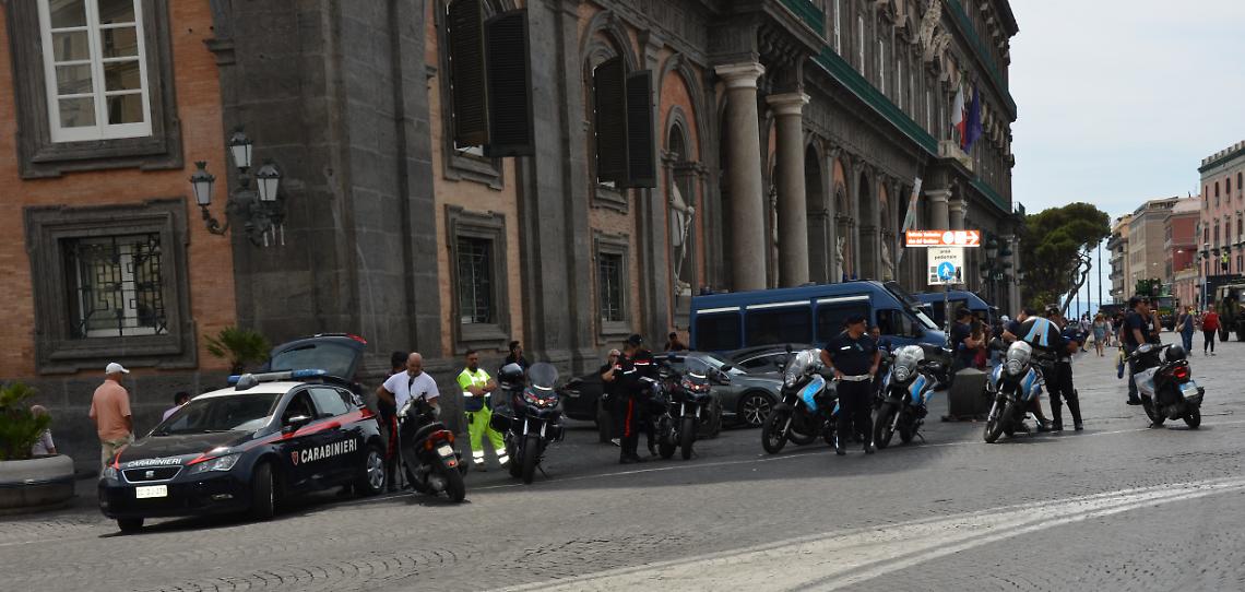 Napoli, controlli ai motorini: 75 veicoli sequestrati e 230mila euro di multe
