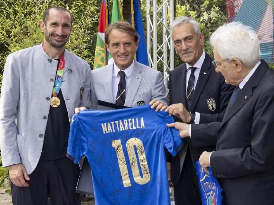 Euro 2020, Mattarella conferisce onorificenze agli azzurri