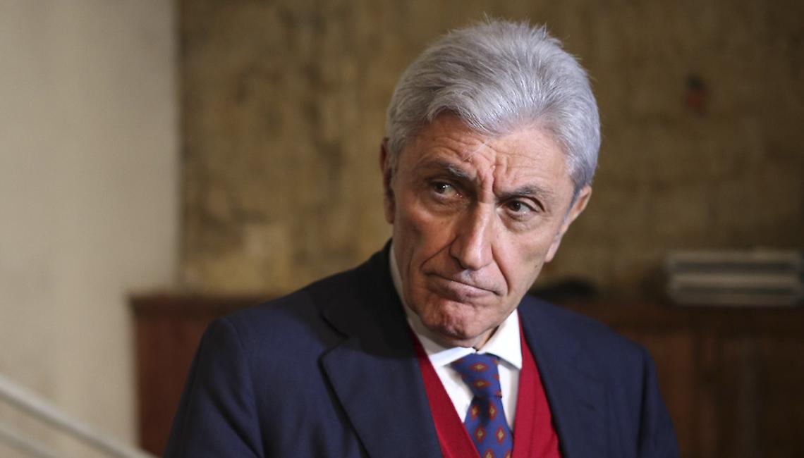 Bassolino: Napoli senza maggioranza né opposizione