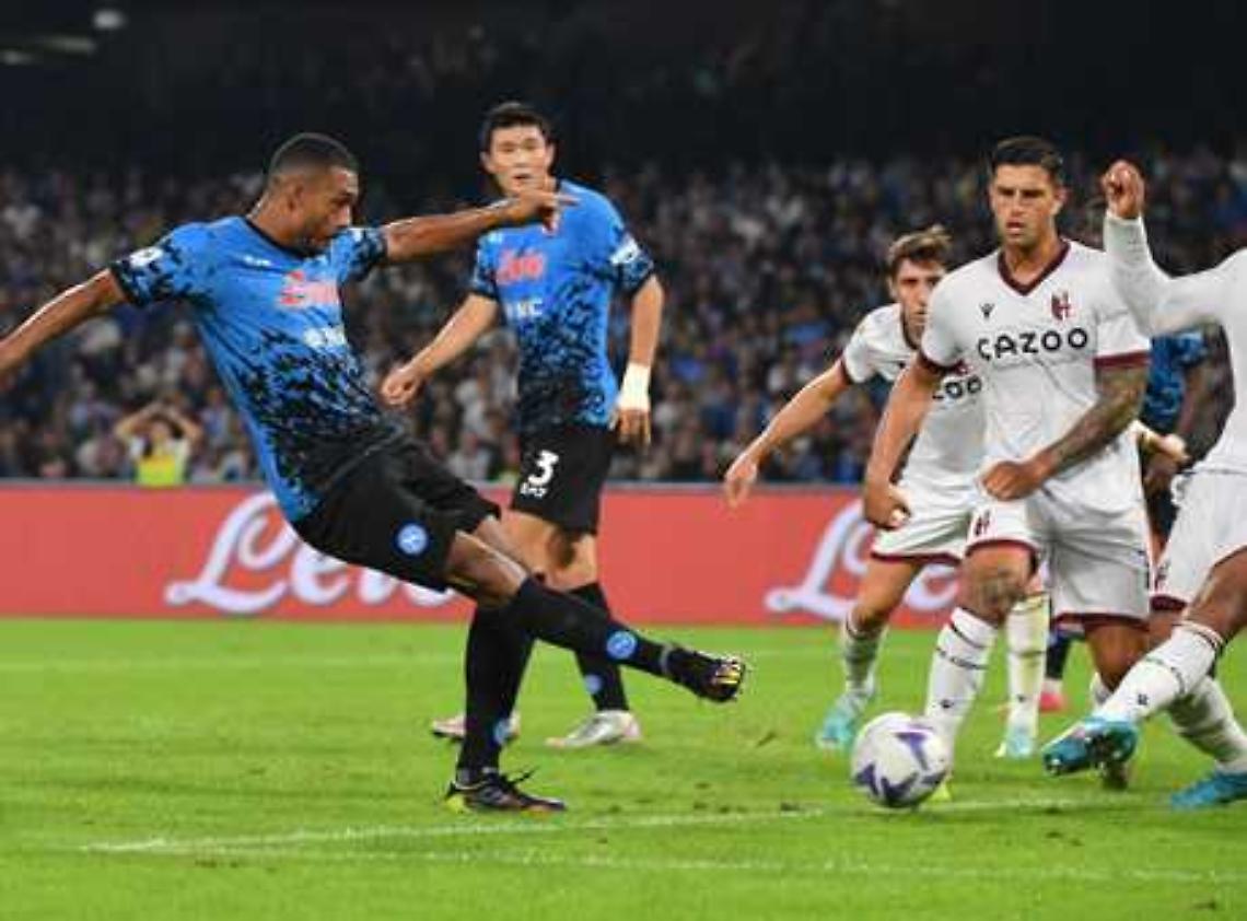 Tris del Napoli contro il Bologna, al Maradona finisce 3-2 per i partenopei  