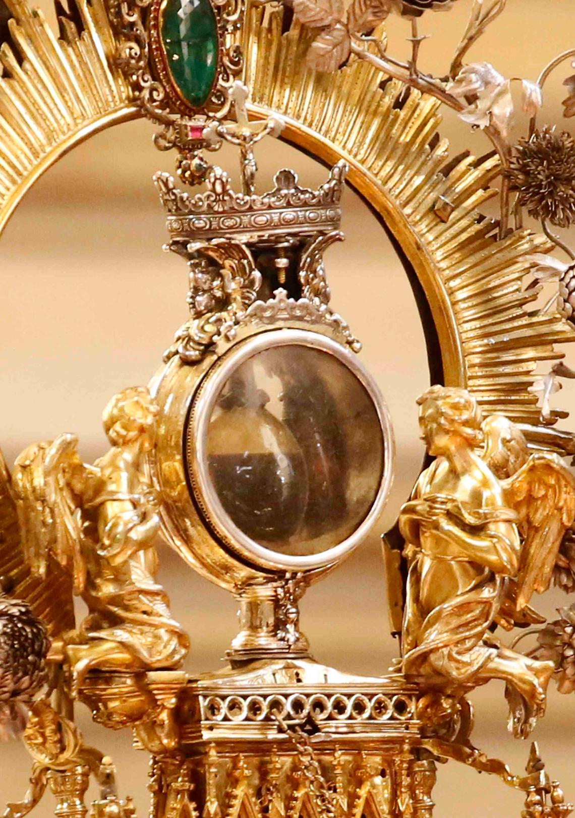 Si scioglie il sangue di San Gennaro: è il terzo miracolo