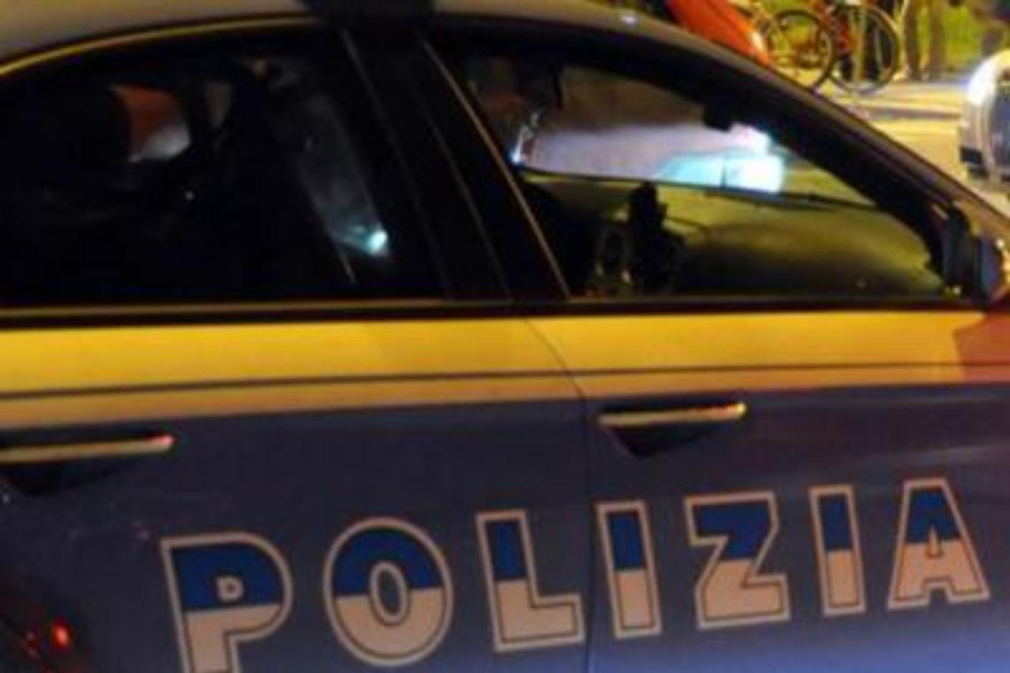 Roma, molotov contro commissariato a Prati