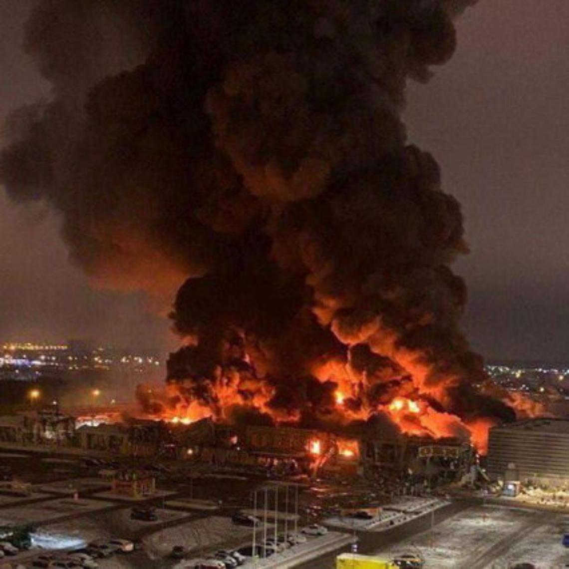 Incendio devastante vicino Lione, almeno 10 vittime e 5 sono bambini