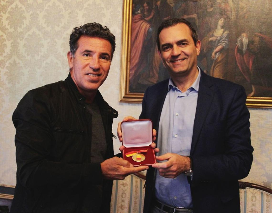 A Careca la Medaglia della Città