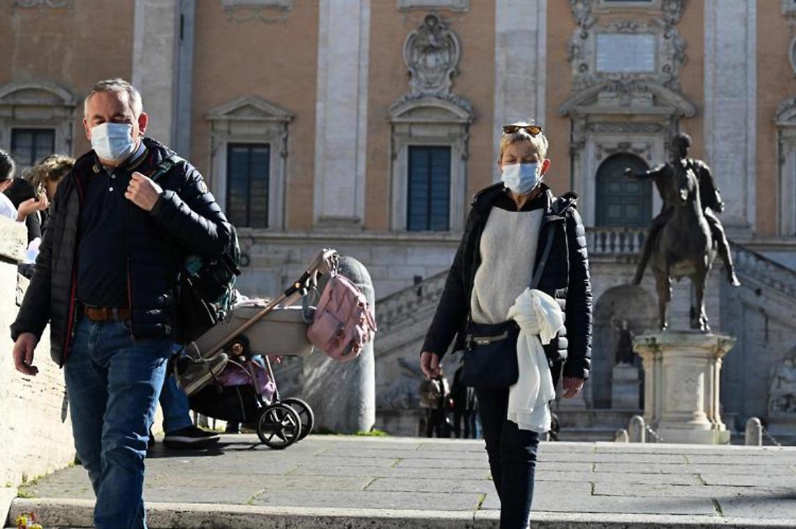 Covid, contagi in netto calo: -32,3% in 7 giorni