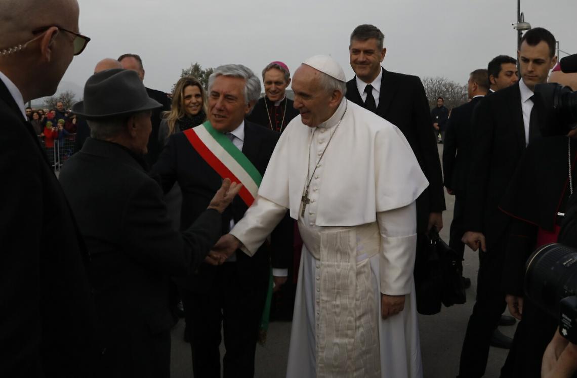 Il Papa a Pietrelcina sulle orme di Padre Pio