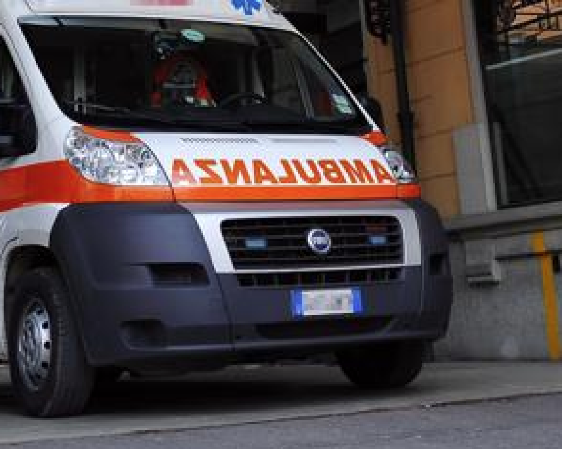 Zia e nipote giù dal balcone: omicidio-suicidio
