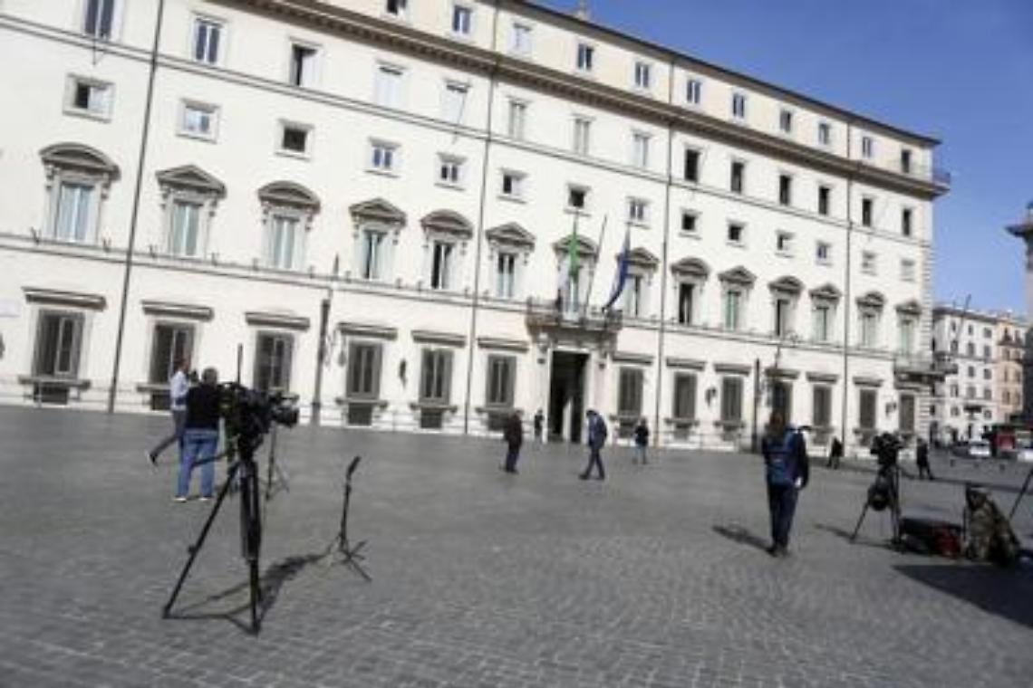 Fase 2, nella notte accordo Stato-Regioni sul Dpcm