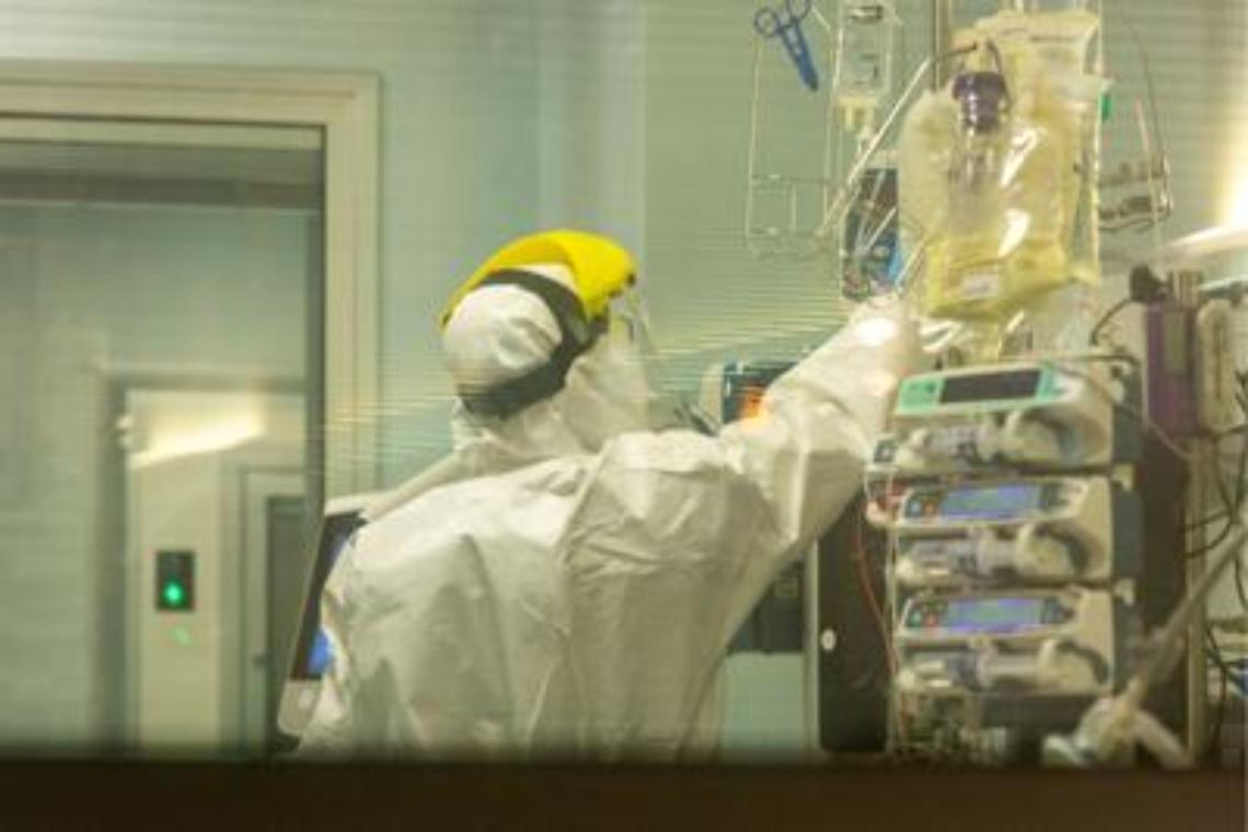 Covid in Campania, risale l'indice di contagio: 8 morti
