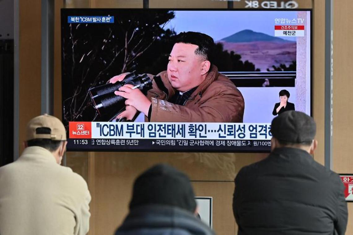 Nordcorea, Kim: «Primo satellite spia pronto per il lancio»
