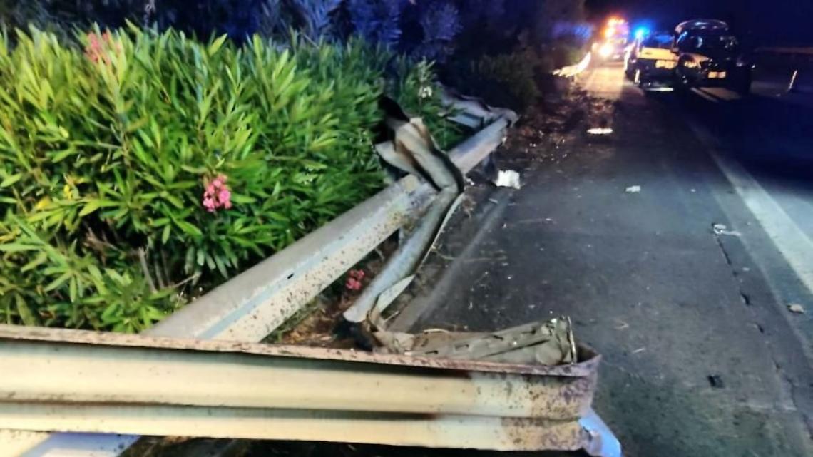 Tragico incidente in autostrada: due morti, tra cui un ragazzo 14enne. Grave bimba di 3 anni
