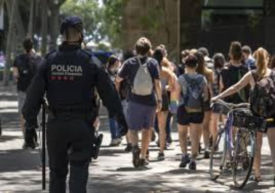 Coronavirus, aumentano i contagi a Barcellona: nuovo "lockdown"