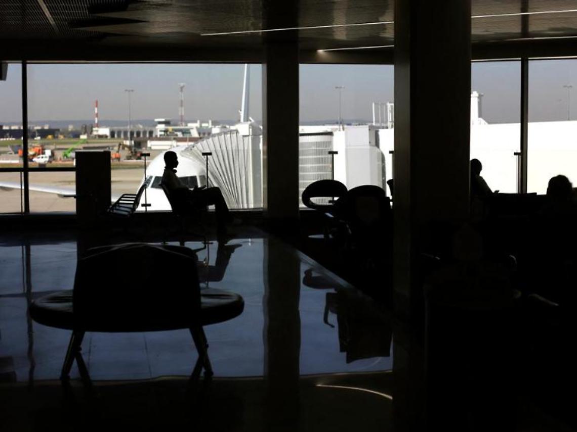 Covid in Francia, stretta sugli ingressi da 6 Paesi