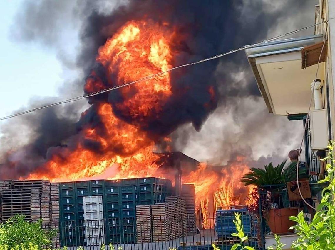 La Torrente: «Incendio deposito non ha arrestato la produzione»