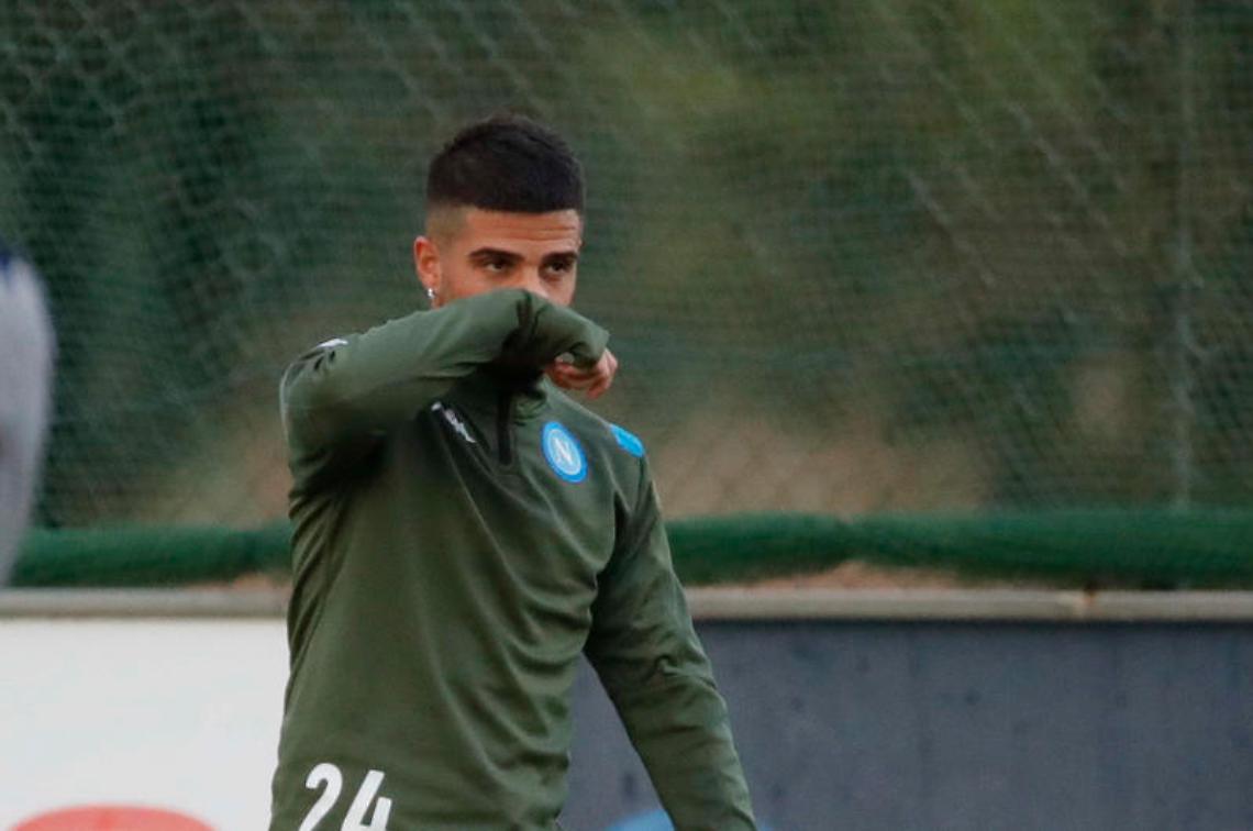 Napoli, infiammazione al ginocchio destro per Insigne