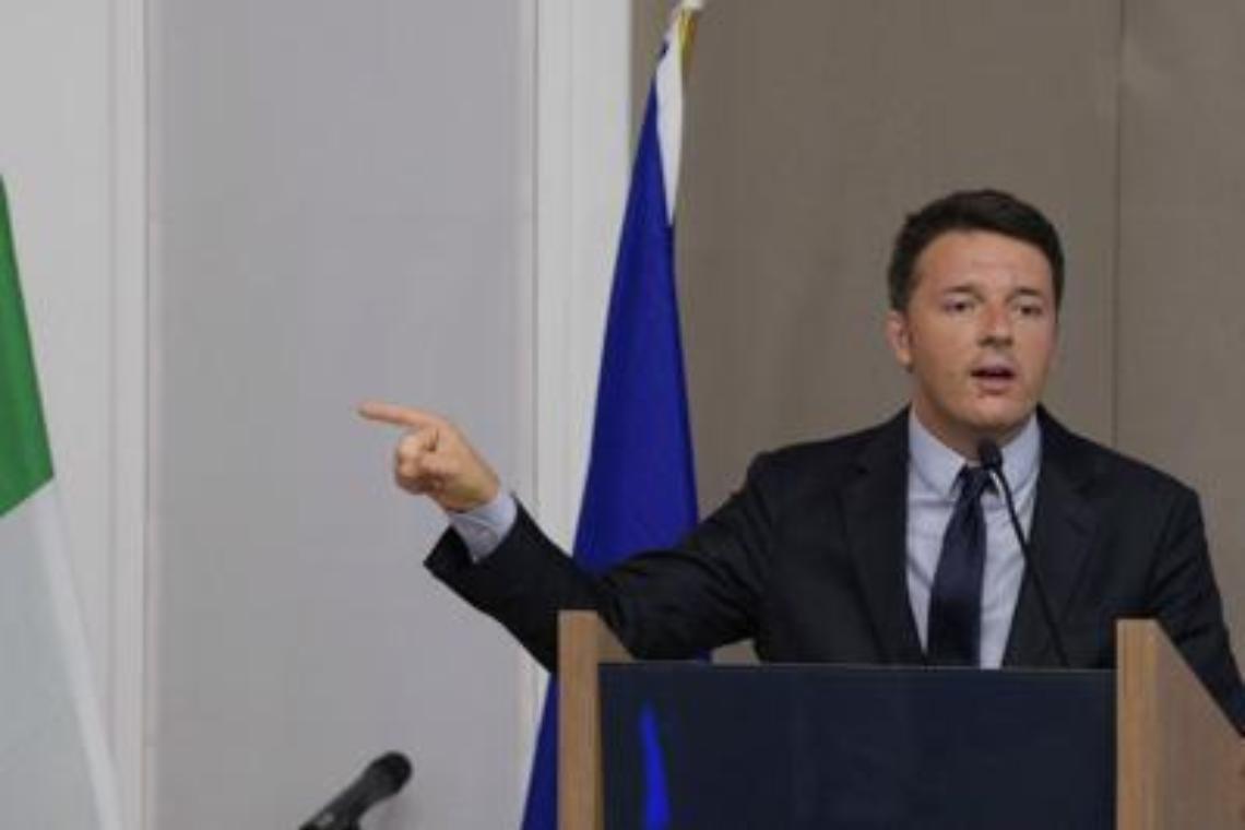 Renzi scopre che l'Ue non fa nulla sugli immigrati