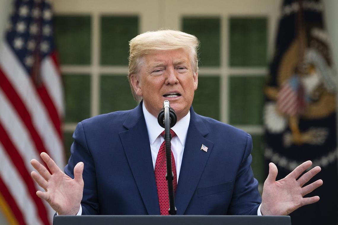Covid, Trump ribadisce: «Vaccino possibile a ottobre»
