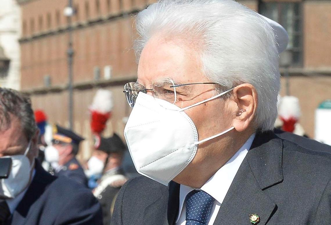 Mattarella al comando di Lago Patria per i 70 anni della Nato
