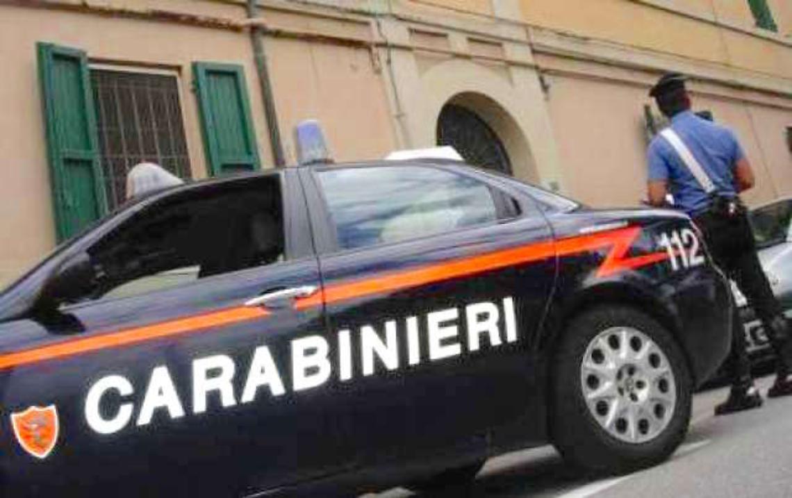 Covid: senza mascherina in strada, fornisce false generalità