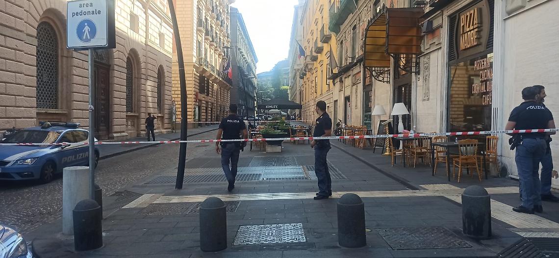 Allarme bomba davanti sede Consiglio comunale a Napoli