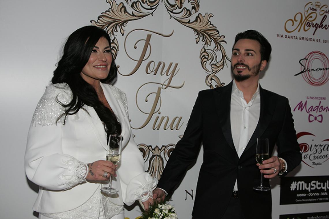 Blitz anticamorra, 27 arresti: anche Tony Colombo e la moglie