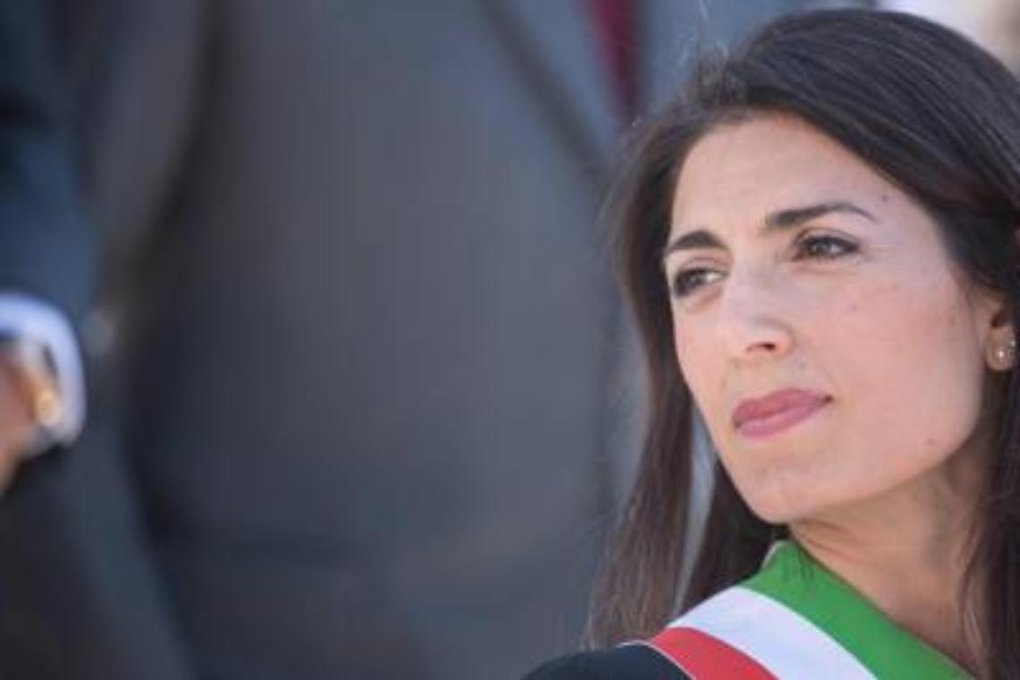 Bufera Campidoglio, Raggi: «Non mi riconosco più nel Movimento»
