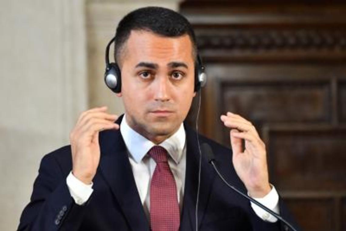 Libia, Di Maio a Tripoli: «Soluzione non è quella militare»
