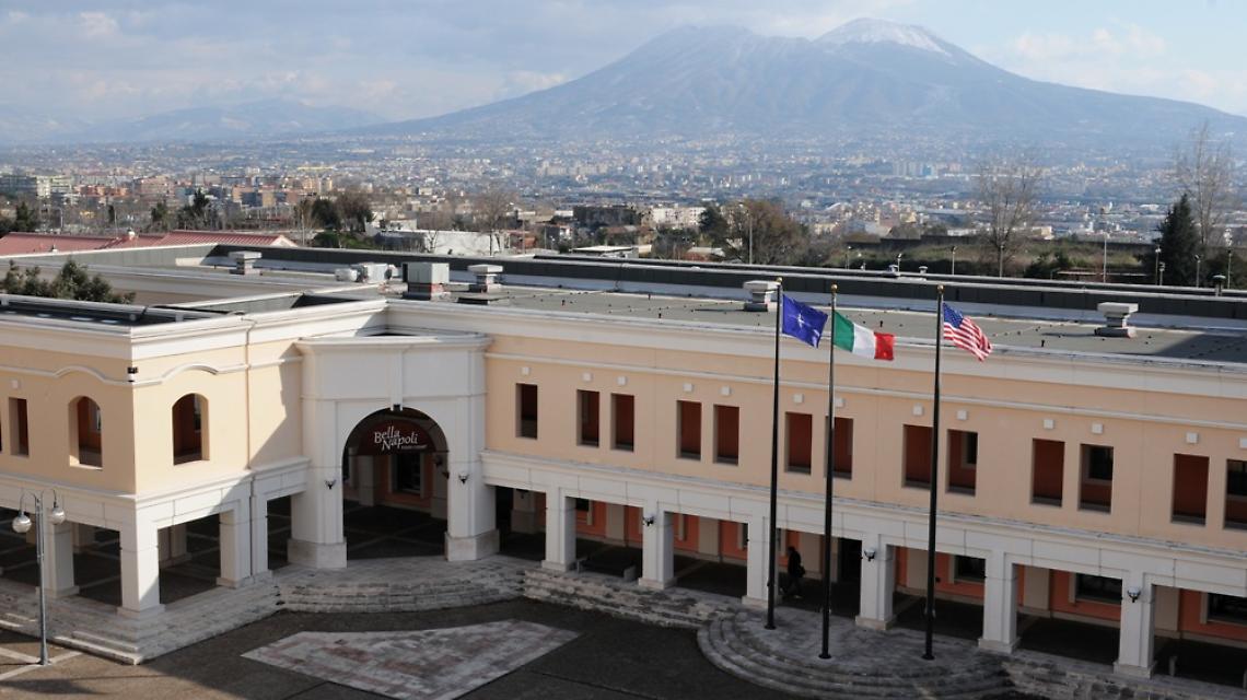 Us Navy Gricignano, arrestato un uomo