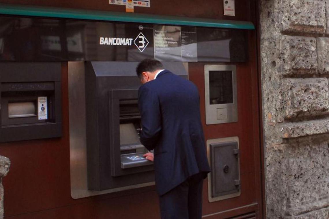 Nuove regole per bancomat e conti correnti: cosa succede a gennaio