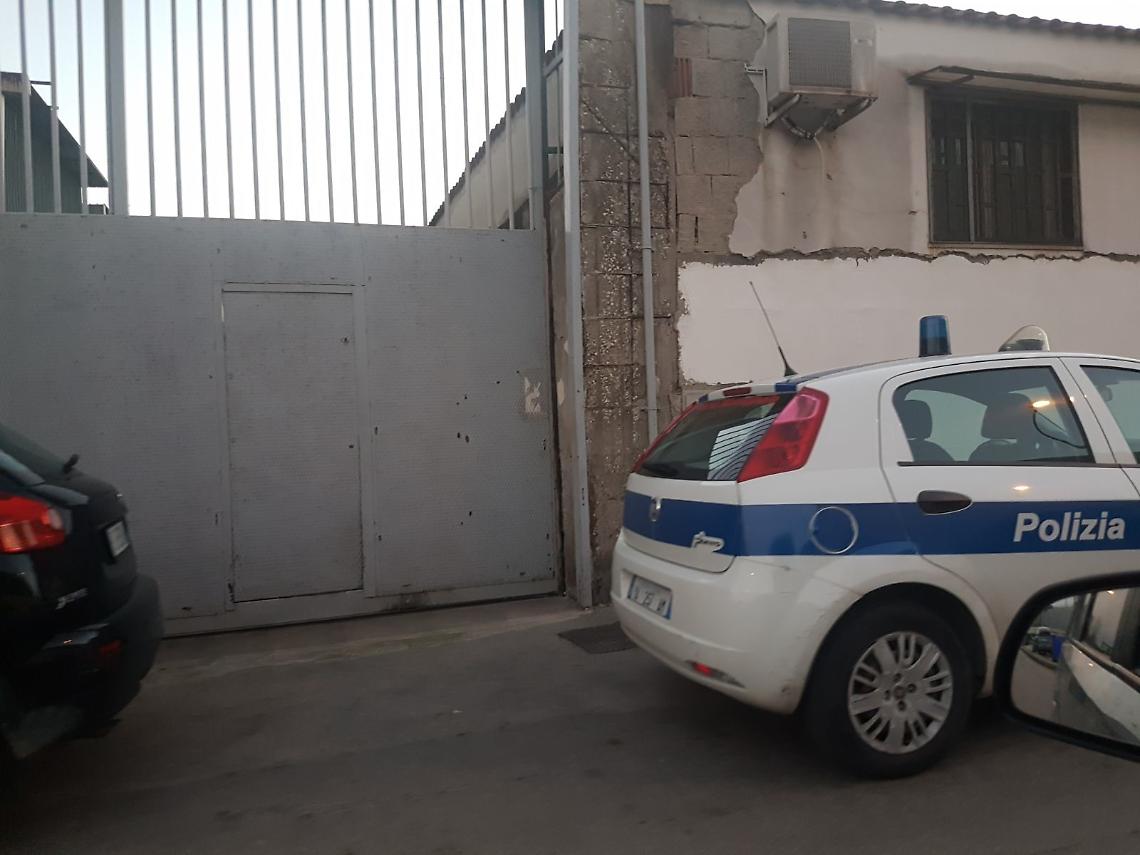 Arzano, deposito di rifiuti pericolosi scoperto con un drone