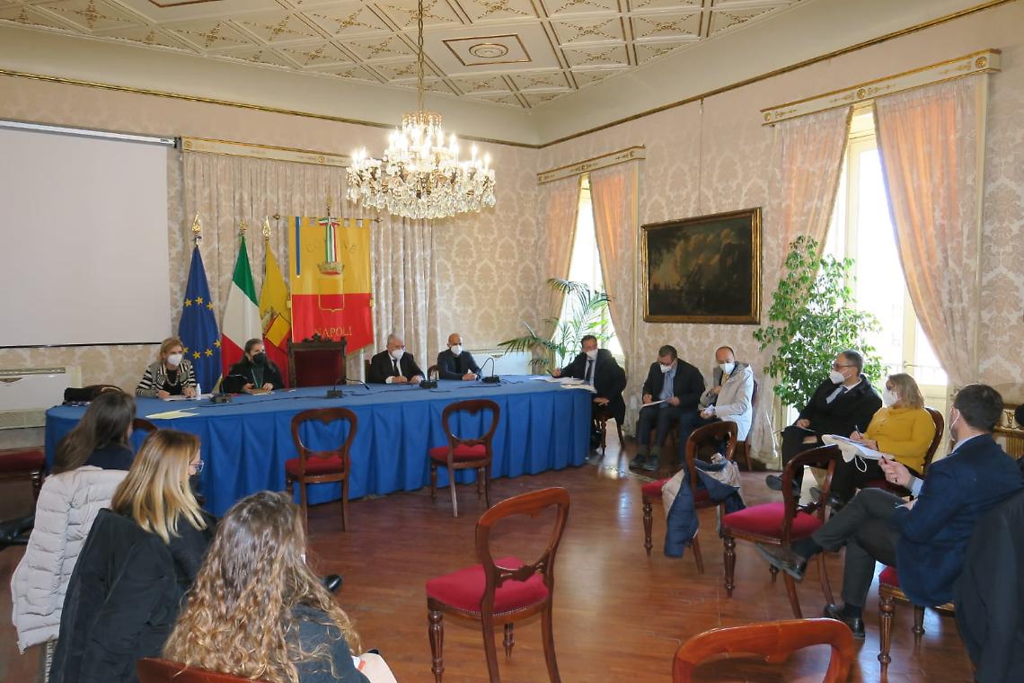 Galleria Umberto, tavolo in Comune: giovedì primo intervento