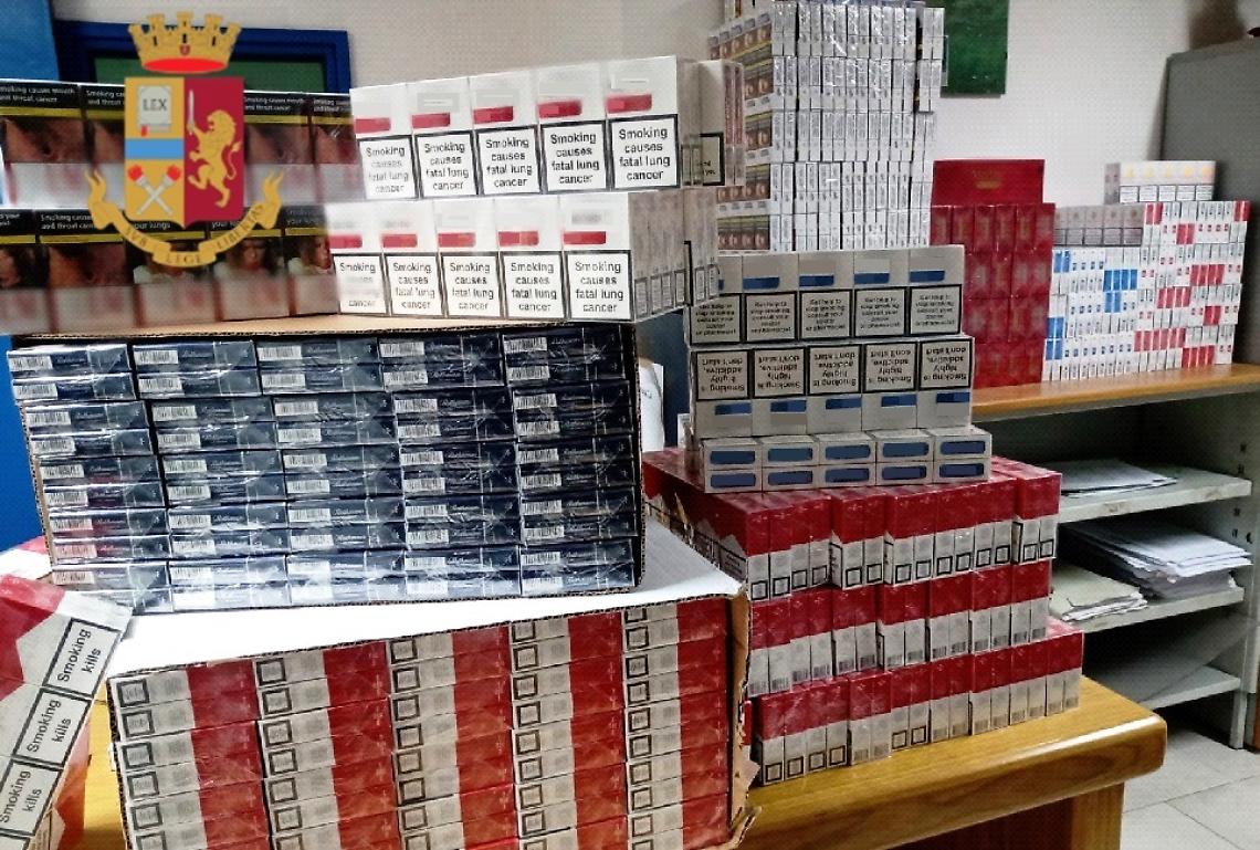 Rione Sanità, sorpresi con 43 kg di sigarette di contrabbando in casa