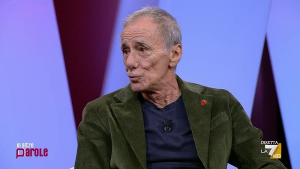 Vecchioni difende Geolier: «C'è invidia verso Napoli»