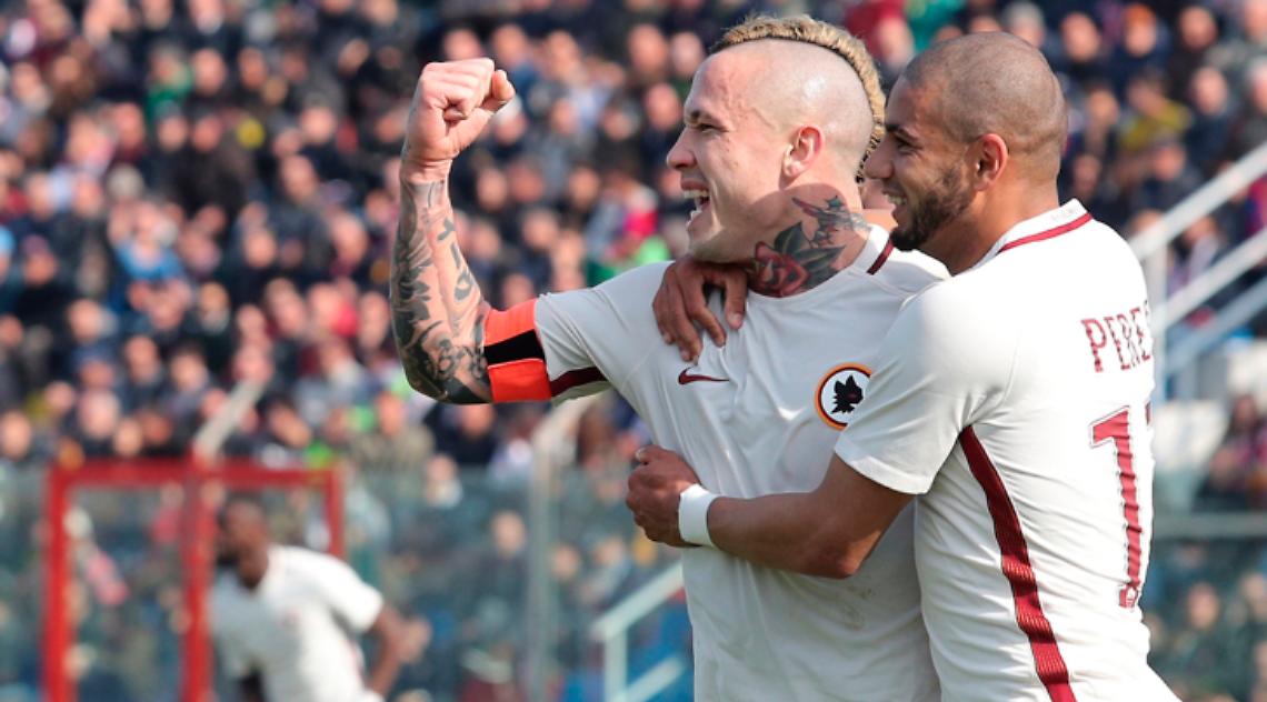 Serie A: Il Benevento crolla nel finale, cinquina dell'Atalanta al Verona, vittoria del Milan con il Chievo, la Roma espugna Crotone, la Fiorentina vince a Torino 