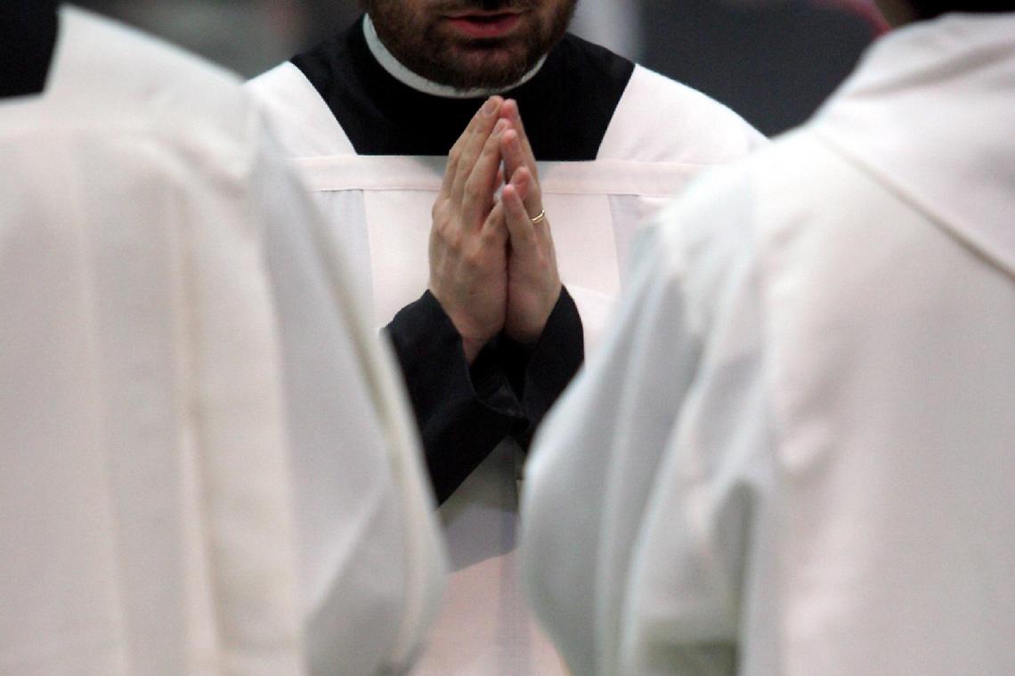 Scandalo abusi sessuali nella Chiesa, centinaia le vittime. Nel report anche vescovi e cardinali
