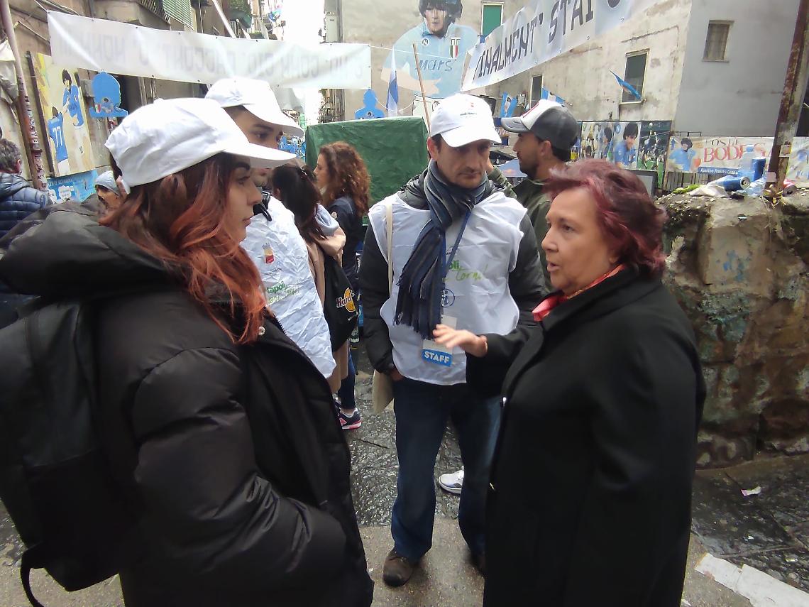 Vedi Napoli e poi mangia, Armato: format di grande successo