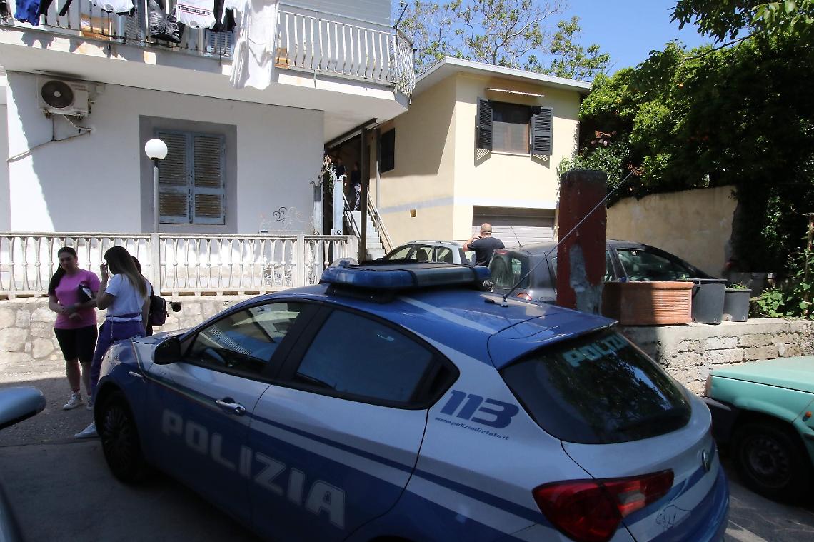 Agguato a Soccavo, 28enne ucciso con 5 colpi di pistola alla testa