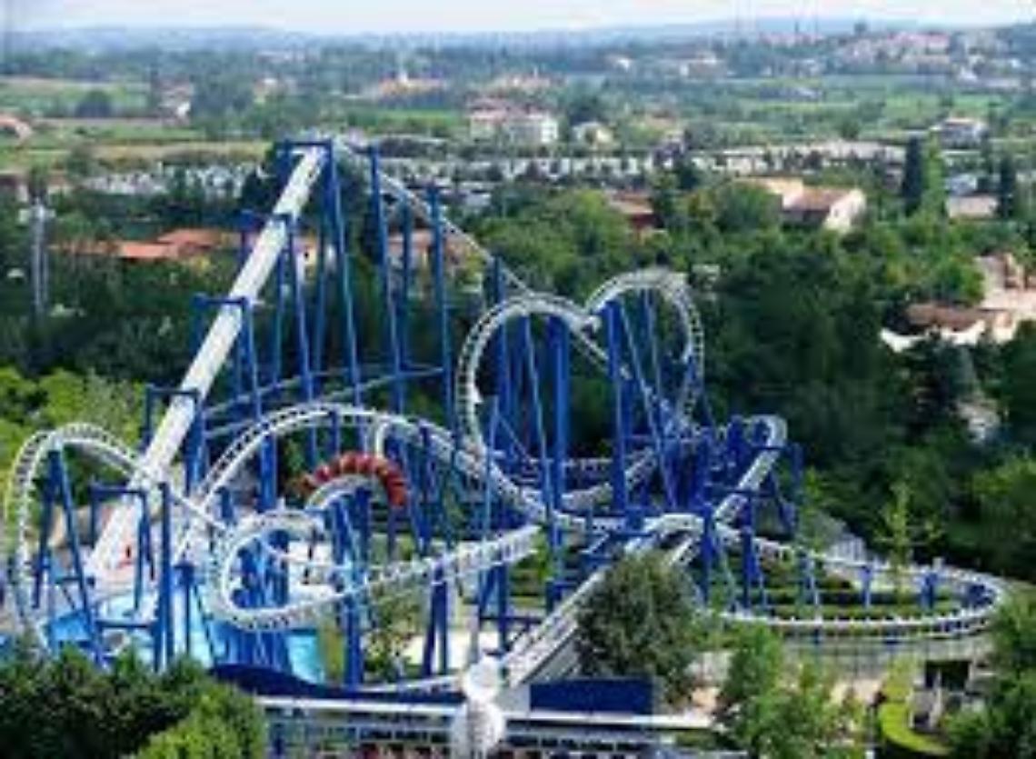 Non c’è personale, Gardaland chiude prima