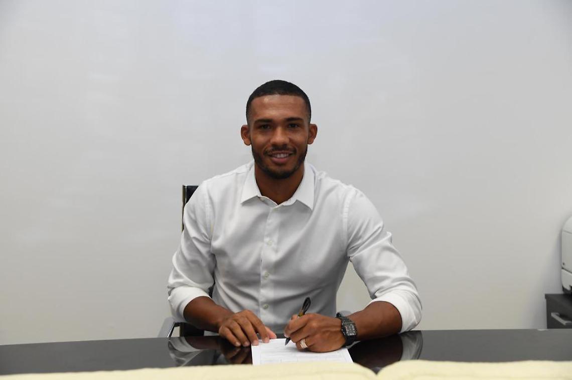 Napoli, arriva Juan Jesus per una stagione: opzione per la seconda