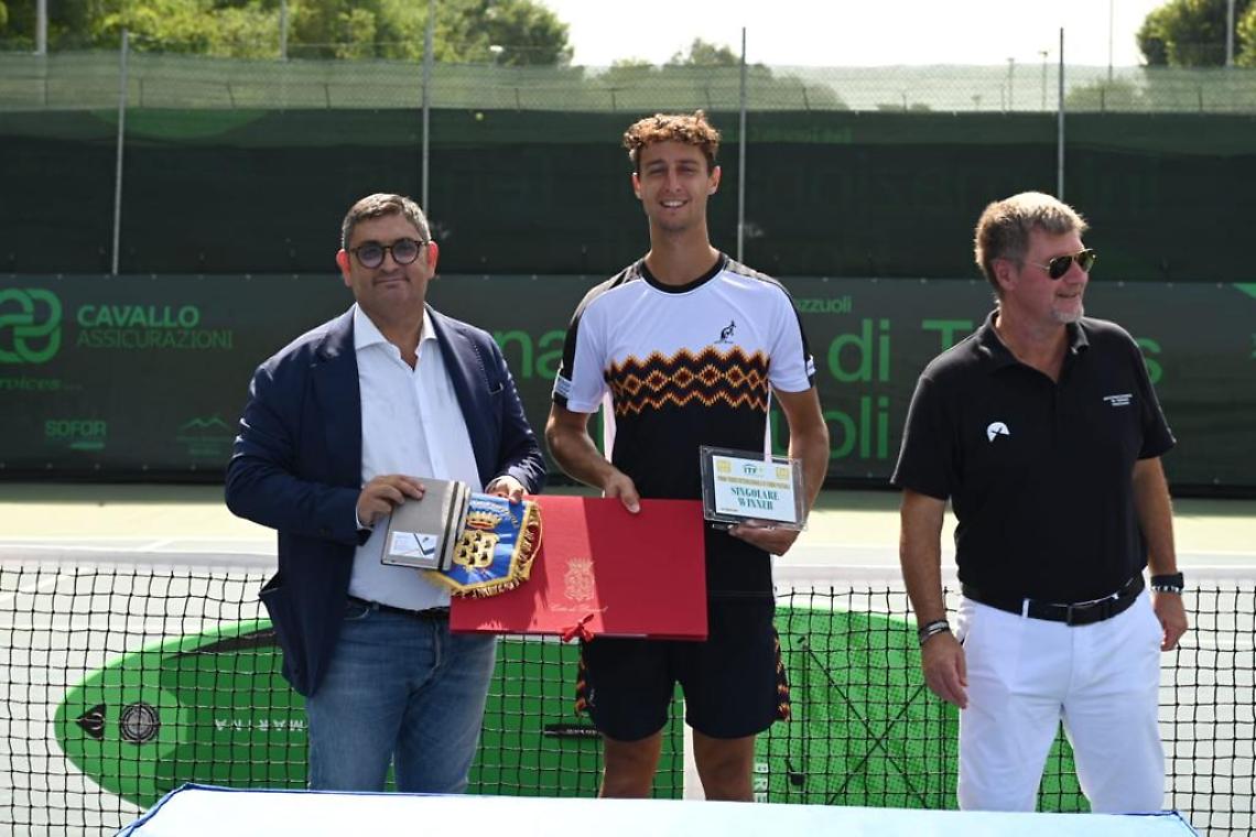 Tennis, Internazionali Città di Pozzuoli: Francesco Forti fa en plein conquistando singolo e doppio