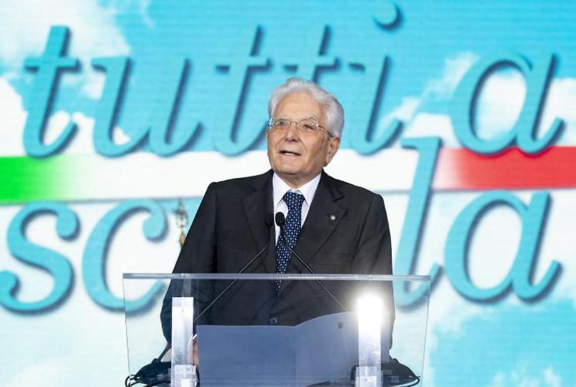 Migranti, Mattarella: «Da loro inserimento scolastico dipende futuro Italia»