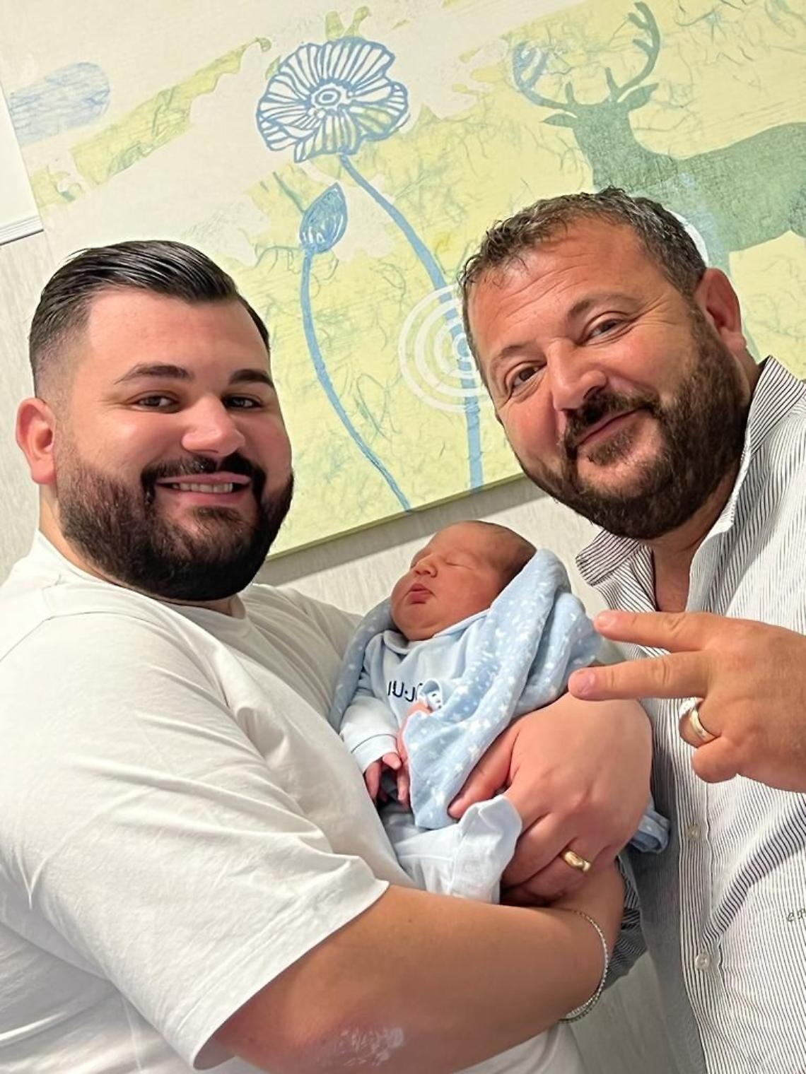 Fiocco azzurro in casa Poppella: è nato Ciro jr