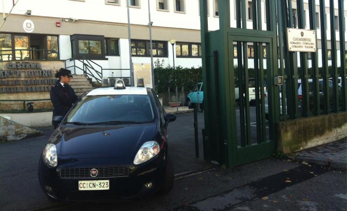 Torre del Greco, due denunciati per un manufatto abusivo