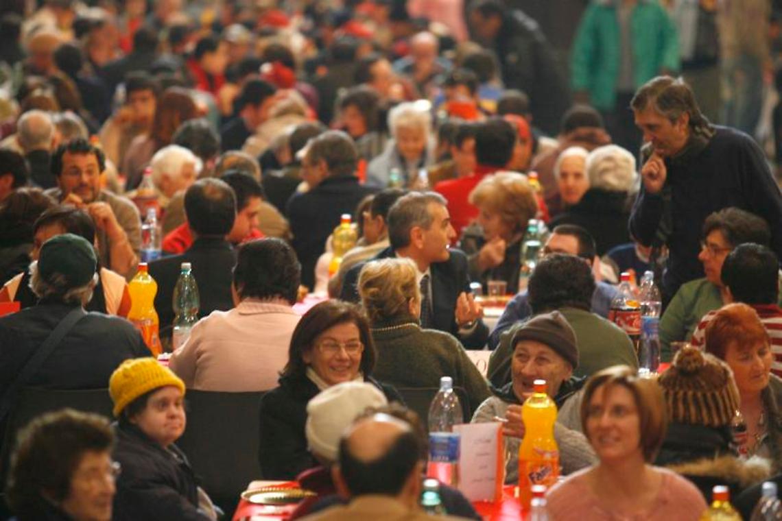 Comunità di Sant'Egidio: «Niente pranzi, ma distribuzione di pasti»
