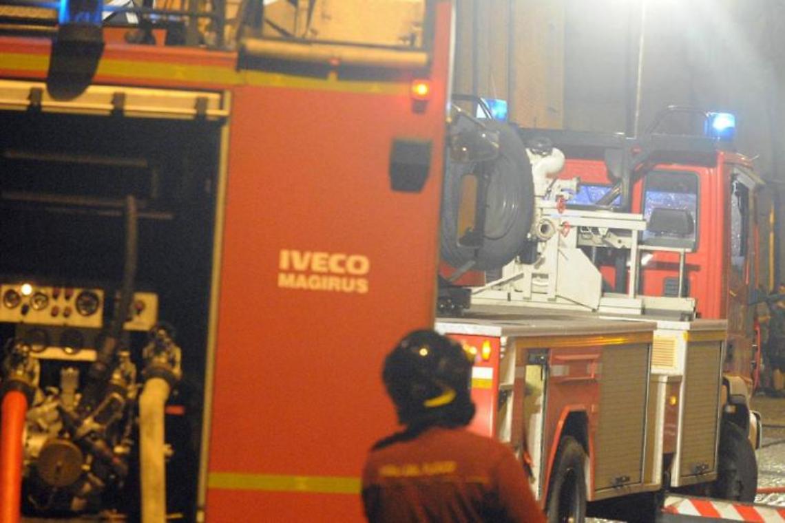 Incendio in casa, muore bambino a Campobasso: gravi la mamma e due fratelli